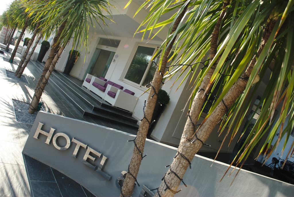 Medi Garden Hotel&Residence Alba Adriatica Extérieur photo