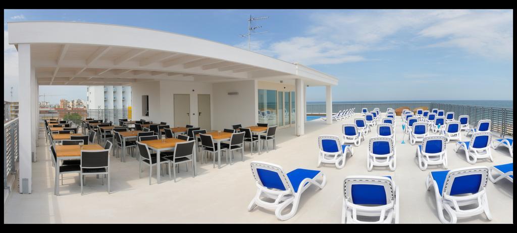 Medi Garden Hotel&Residence Alba Adriatica Extérieur photo