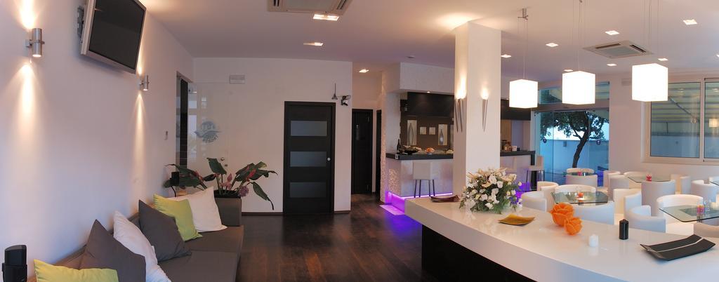 Medi Garden Hotel&Residence Alba Adriatica Extérieur photo