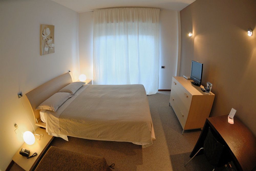 Medi Garden Hotel&Residence Alba Adriatica Extérieur photo